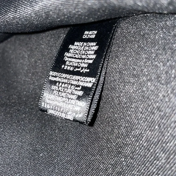 BCBG Crossbody Shoulder Bag - Picture 11 of 12